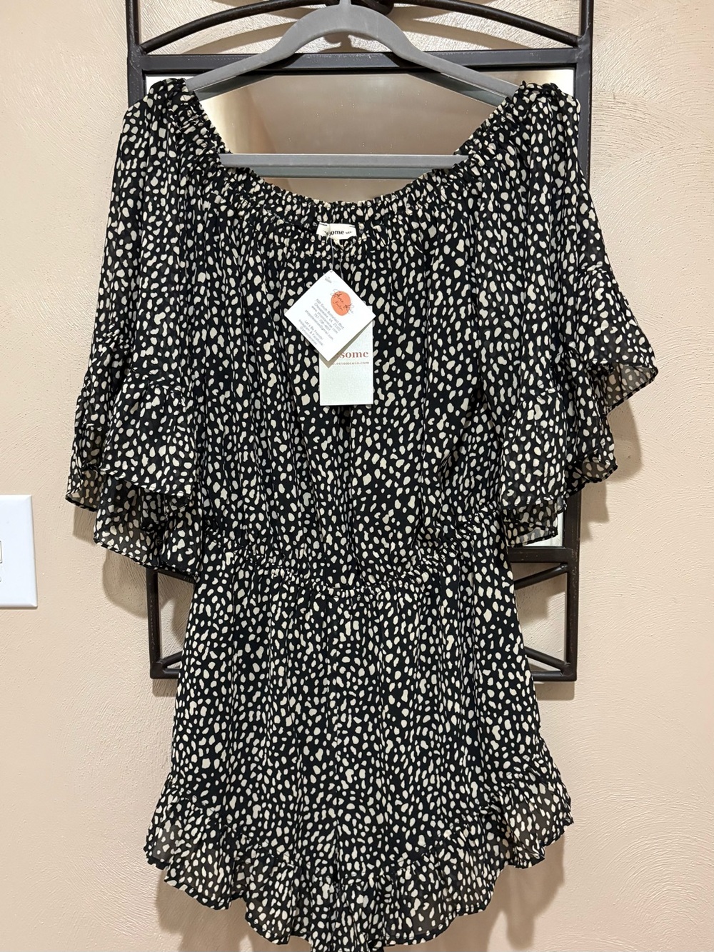 NWT eesome Black and Cream Animal Print Off-Shoulder Ruffle Romper Size M